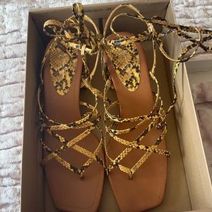 Jessica Simpson JS-IVELLE